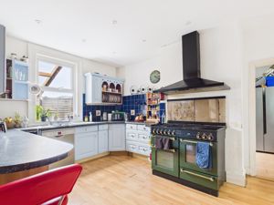 Kitchen- click for photo gallery